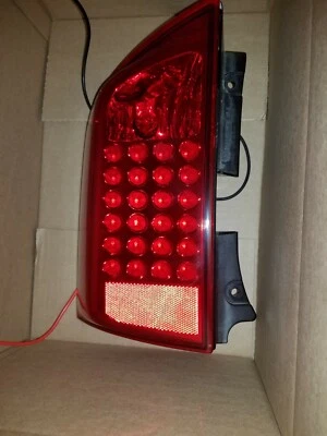 Infiniti QX56 2004 A 2010 CONDUCTOR IZQUIERDO LED LUZ TRASERA LÁMPARA CUARTO MONTADO OEM Foto 1 de 4