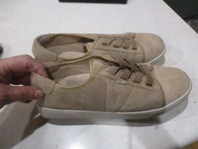 Tênis Vionic Feminino Sunny Brinley Resistente à Água Bege Taupe Camurça Tamanho 7M - Imagem 1 de 4