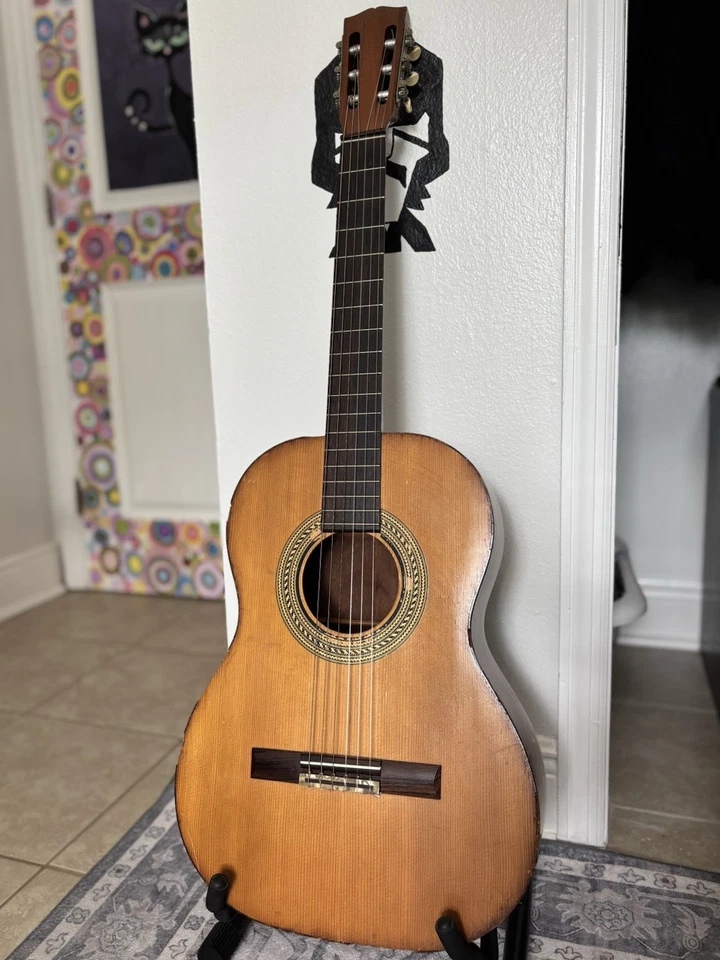 Gibson C-0 Classic Guitar Vintage 1960s - Image 1 of 4