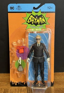 Figura de Acción Alfred Pennyworth DC Batman Serie Retro McFarlane Toys 6" NUEVO - Imagen 1 de 14