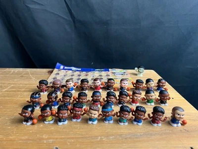 NBA Teenymates Serie 7 Juego Completo DE 30 FIGURAS + Raro GITD GLOW ANTHONY DAVIS Foto 1 de 4