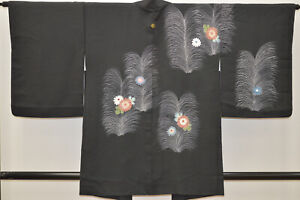 K292 Japanese Vintage Haori Kimono Jacket : Embroidered Colourful Chrysanthemum