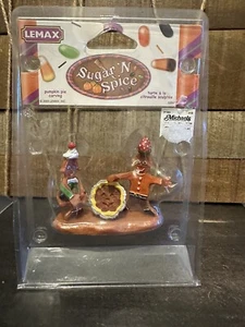 Lemax Sugar N Spice Gingerbread pumpkin pie carving - Picture 1 of 7