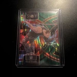2024 Panini Select WWE - Premier Level Green Flash Prizm #153 Bray Wyatt - Picture 1 of 2