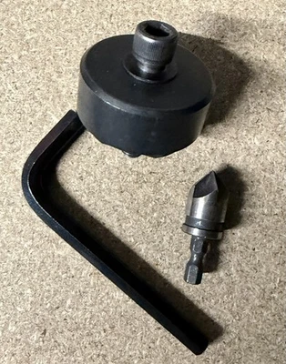 A HOLE CUTTER FOR VINYL SINGLES TO LARGE CENTERS FOR JUKEBOX USE DINKER 45'S - Image 1 of 4