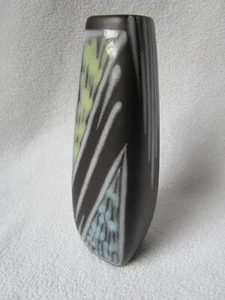 Jarrón Soholm Dinamarca negro mate gris/amarillo/turquesa patrón marcado 16 cm de alto excelente - Imagen 1 de 7