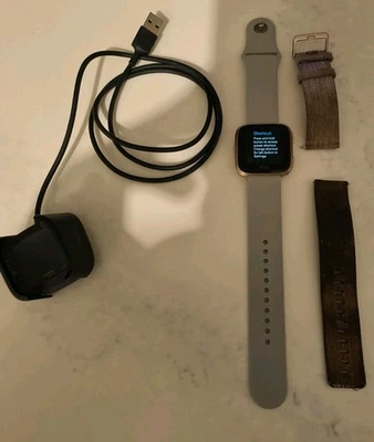  Fitbit Versa  Smartwatch fitness tracker  - Image 1 of 4