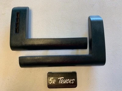 88-94 OBS Chevy/GMC 1500 2500 3500 Lower Dash Trim Molding Right Side OEM BLUE - Image 1 of 2