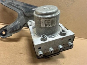 2015 Honda Accord Sedan ABS Anti Lock Brake Pump Assembly AT (CVT), LX OEM - Picture 1 of 19
