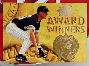 Baseball Card # 4 ROBIN VENTURA (3B ) White Sox FLEER ULTRA Award Winners 1994 - Picture 1 of 2