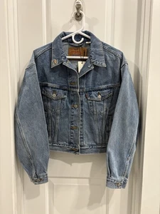 NEU AUTHENTISCH MEDIUM BEYONCÉ LEVI’S 90ER TRUCKER JEANSJACKE & COWBOY CARTER CD - Bild 1 von 11