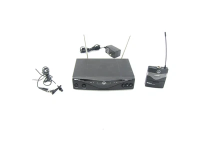 Receptor inalámbrico AKG SR 470 CSCSRX con transmisor de bolsillo CSCPTX y micrófono lavalier Foto 1 de 4