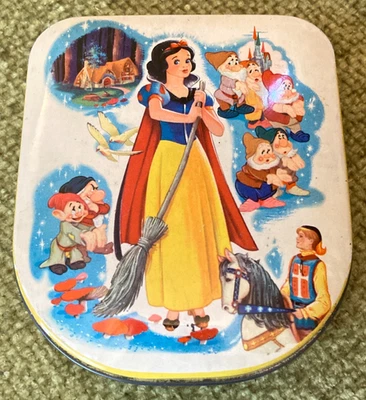 A v-good used vintage 1950's Edward Sharp & Sons Ltd Disney Snow White sweet tin - Image 1 of 4