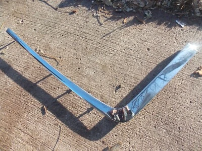 93 Cadillac 60 Special  R. front bumper upper molding DeVille   25636112 RH NICe - Imagem 1 de 4