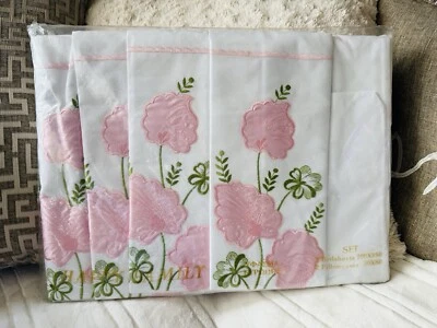 Sábanas Europeas con Fundas de Almohada Estampado Flor Rosa/En Paquete Original Nuevas  Foto 1 de 4