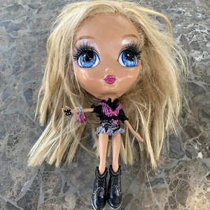 Mattel Rockabelle Beauty Cuties Blythe Fashion Doll Changing Blink Eye Color Use - Picture 1 of 8