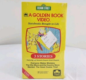 A Golden Book Video Sesame Street Muppets 3 Stories (VHS, 1985) New Sealed  - Bild 1 von 10
