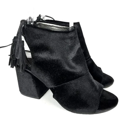 Kenneth Cole Reaction Reach The Stars Black Velvet Sandal Heels Size 5.5 - Image 1 of 4