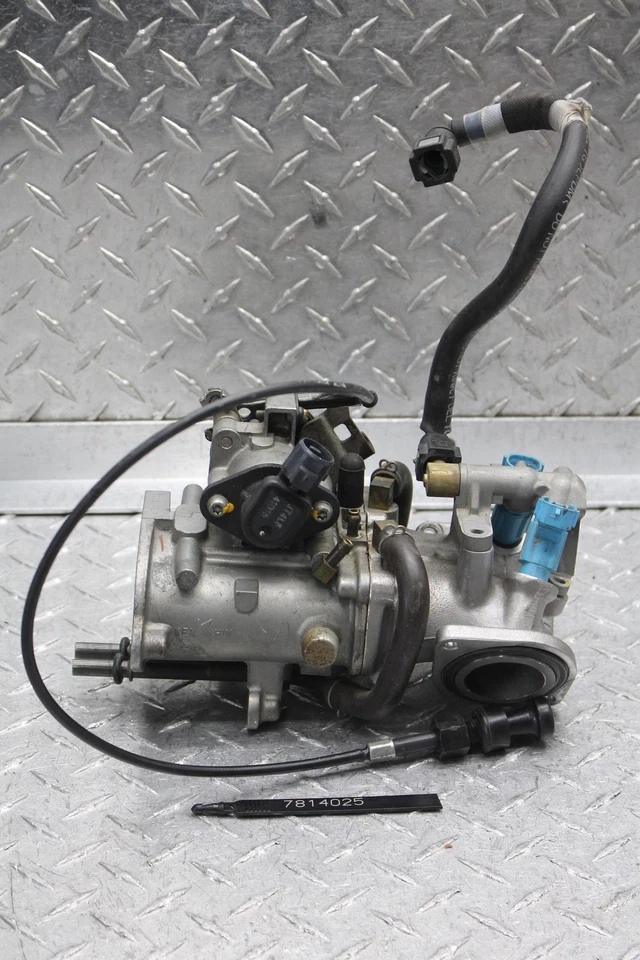 Kawasaki Vulcan 1600 2007 VN1600D carrocería de acelerador Nomad Foto 1 de 4