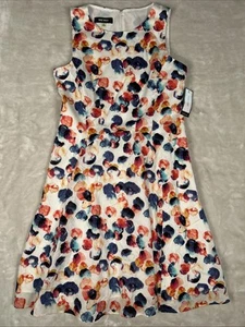 NWT Nine West Floral Dress Size 4 Cream Blue Pink - Picture 1 of 7
