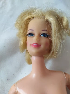Barbie Stacy rubia desnuda vintage dramática Living pelo corto abatible  Foto 1 de 4