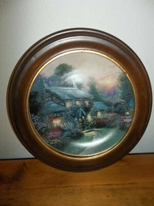 1993 THOMAS KINKADE JULIANNE'S COTTAGE PLATE BY KNOWLES - Picture 1 of 2