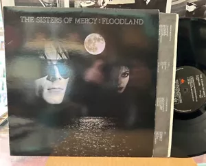 The Sisters of Mercy: Floodland LP 1987 - Bild 1 von 2