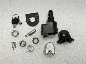 06-13 HARLEY TOURING STREET ELECTRA GLIDE IGNITION SWITCH KNOB HOUSING PARTS - Picture 1 of 13