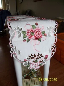 Beautiful New Embroidered Roses & Ribbons Table Runner 13x72" Shabby Chic Floral - Picture 1 of 5