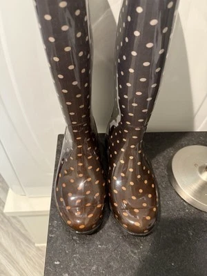 Botas de Lluvia UGG Sienna Diseño Lunares Marrón Talla 6 M Foto 1 de 4