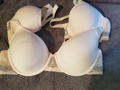 Vanity Fair Rosa Ligeramente Acolchado Con Aros Espalda Lisa 38B NUEVO Foto 1 de 4