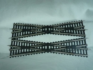 Modelleisenbahn Spur HO ,2 Stück Kreuzungen vermutlich Piko 23,5 cm Plasteschwel - Bild 1 von 2