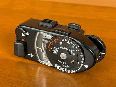 [COMO NUEVO] Leitz LEICA LEICA MEDIDOR DE LUZ MR-4 - PINTURA NEGRA Para M2, M3, M4 Foto 1 de 4