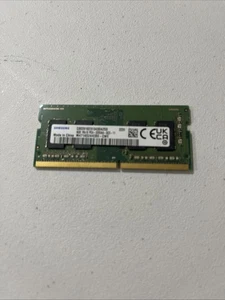 Samsung 4 GB 1Rx16 PC4-3200AA-SCO-11 memoria RAM - Foto 1 di 1