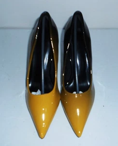 WOMENS POINTED TOE STELETTO PUMPS YELLOW TO BLACK GRADIENT NEW EURO 38 US 7 - Picture 1 of 4