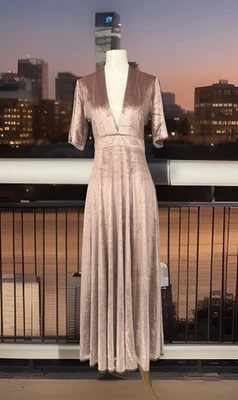 Vestido On The Road Para Mujer XS Rosa Terciopelo Cuello en V Manga Corta Maxi Cintura Imperio Foto 1 de 4