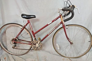 1984 Schwinn Traveler Touring Road Bike 49cm Small 4130 Chromoly Steel Ships USA - Picture 1 of 19