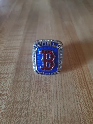 Redsox 2018 Ring Size 11 Cover