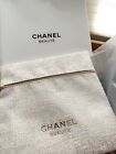 CHANEL Beaute Makeup Bag 2023 Christmas Gift White Tweed Cosmetic Pouch Clutch