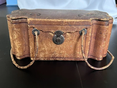 Antique Leather Travel Sewing Kit / Bag Basket w/ Handles - working Clasp 9x4x4 Cover