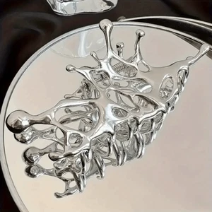 Wicked Silk Chrome Liquid Metal Avante Guarde Fashion Metal Hair Clip - Picture 1 of 4