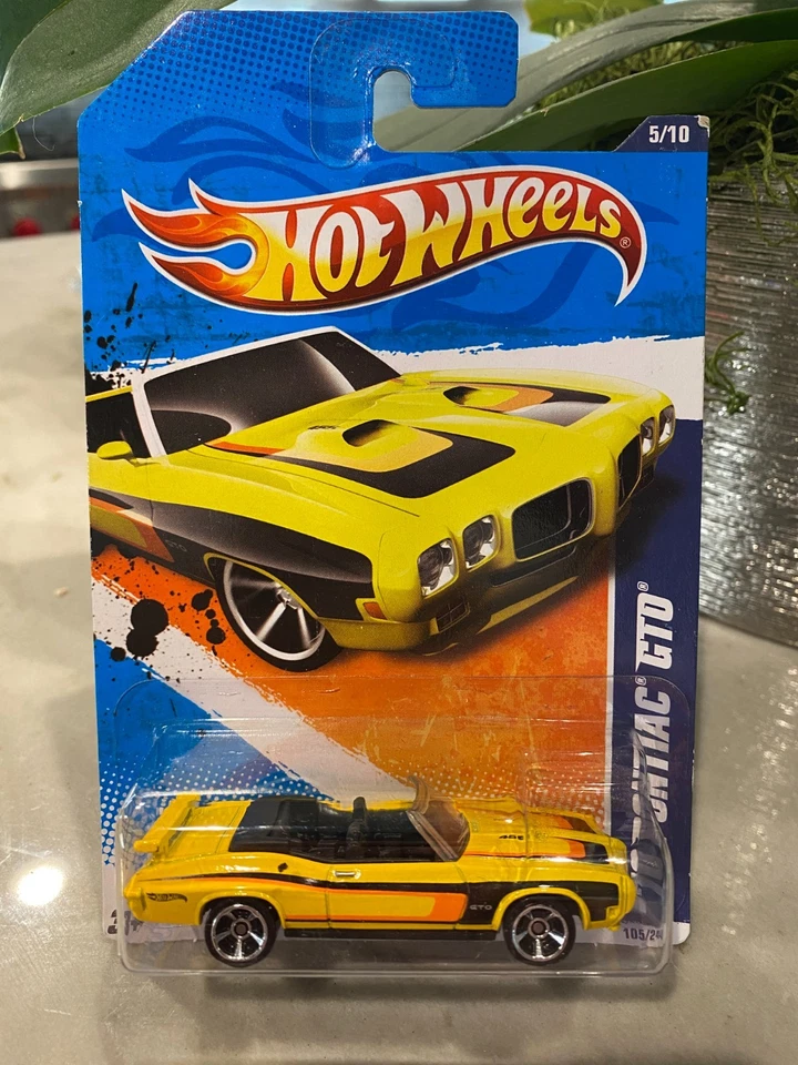 Hot Wheels 2011 Muscle Mania Serie #105 '70 Pontiac GTO Giallo Con Ruote 5Sp. - Immagine 1 di 1