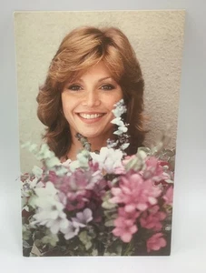 Victoria Principal - Dallas TV-Show Schauspielerin - 1980er 3x5 Farbe RPPC Postkarte UNPOST - Bild 1 von 2