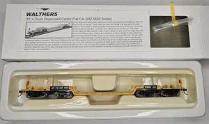 Walthers Gold Line TTX 81' 4-Truck Depressed Center Flat Car - Picture 1 of 3