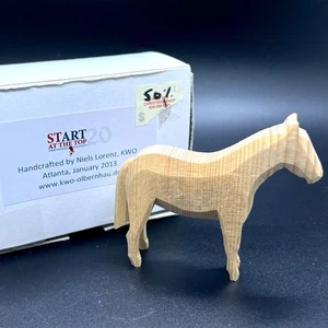 Handgefertigtes Holzpferd von Niels Lorenz, KWO - 2,5" großes geschnitztes Holzpferd - Bild 1 von 8