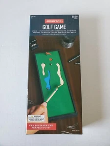 Desktop Golfspiel 5-teiliges Set Filz Fairway Wasserrisiko Sandfallen Flagge Golfbälle - Bild 1 von 5