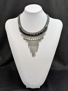 COLLANA GIROCOLLO BIGIOTTERIA BIJOUX SEMIRIGIDO CATENE CANNA FUCILE STRASS NERO - Picture 1 of 1