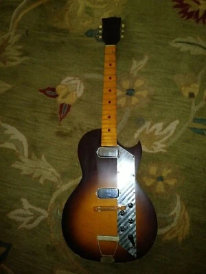 Vintage Kay V1962 guitar with case - Image 1 of 4
