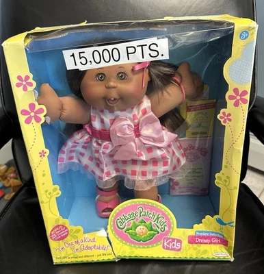 Cabbage Patch Kid Afroamericana Niña Cabello Negro Seda de Maíz 2011 Nuevo Foto 1 de 4