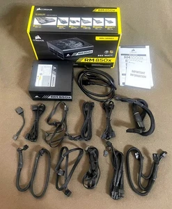 Corsair RM850x Alimentation ATX entièrement modulaire 80 PLUS Gold ATX Power Supply - Photo 1/7